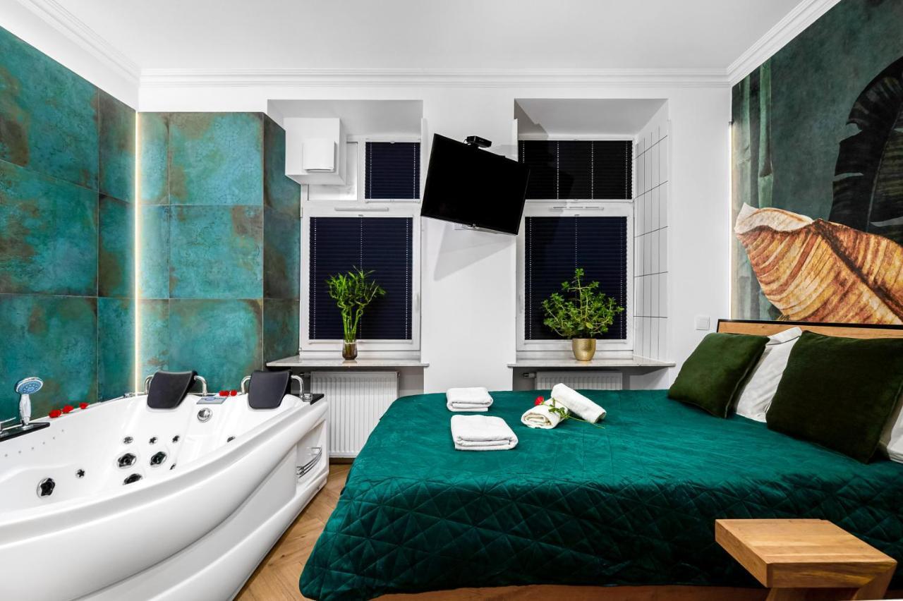 Jacuzzi & Bike Apartment, คราคูฟ ภายนอก รูปภาพ