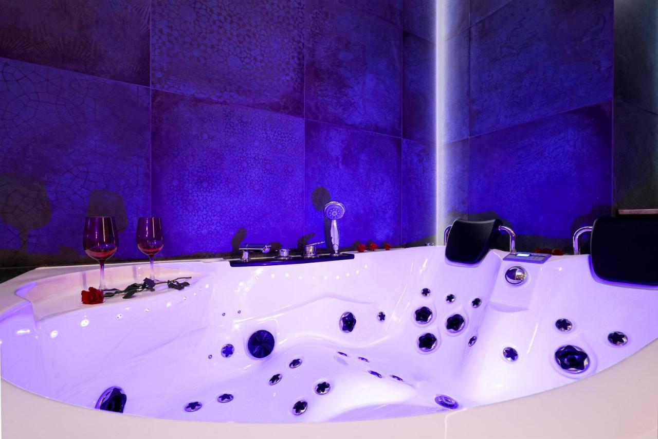Jacuzzi & Bike Apartment, คราคูฟ ภายนอก รูปภาพ