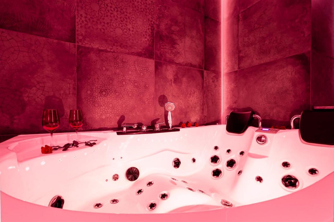 Jacuzzi & Bike Apartment, คราคูฟ ภายนอก รูปภาพ